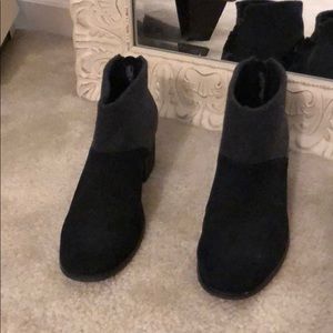 Toms booties, suede and felt